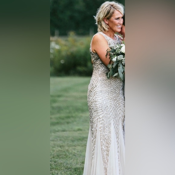 Aidan Mattox formal long gold beaded dress evening gown - Picture 2 of 14